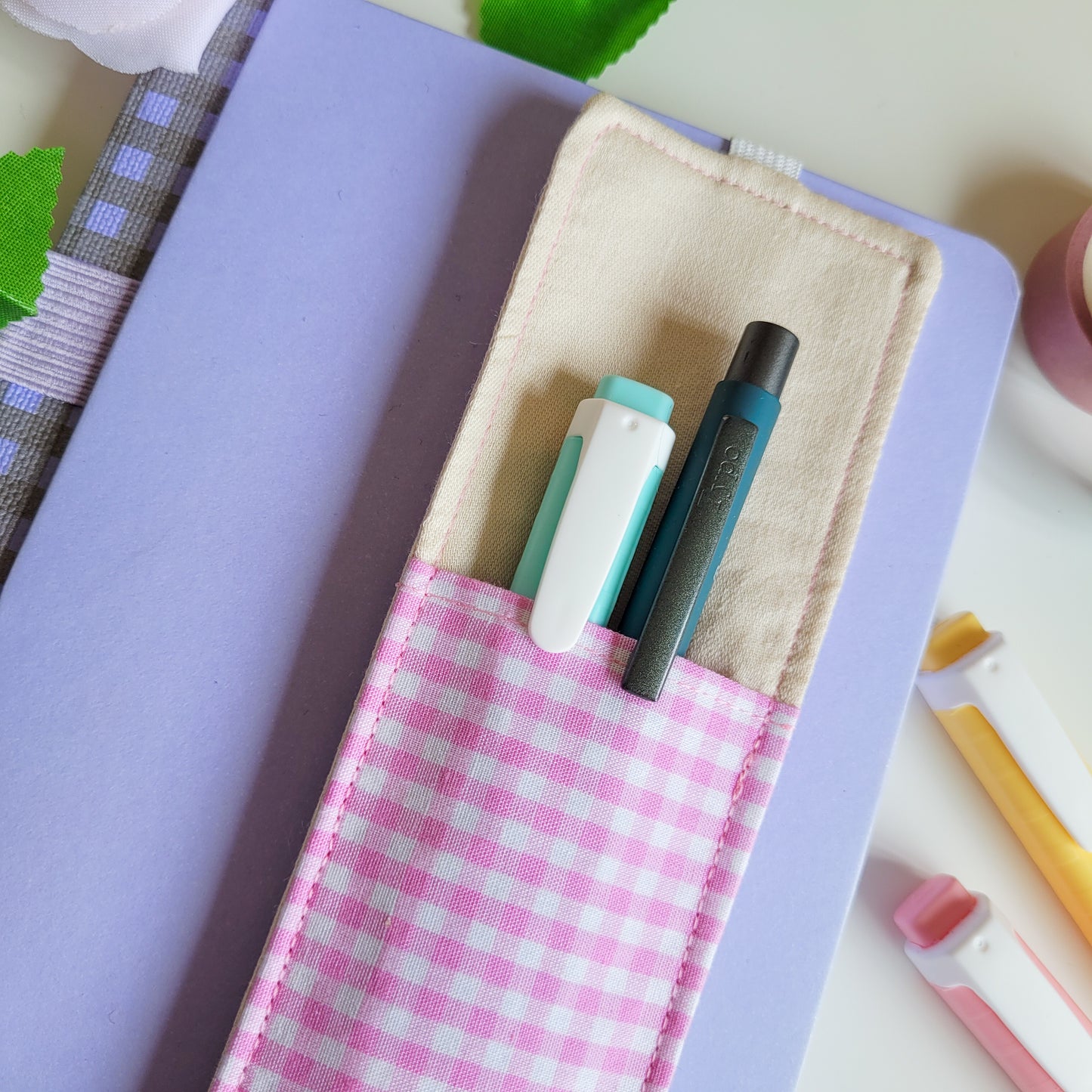 Pink Checkered Fabric Pen Holder Elasticated Bookmark