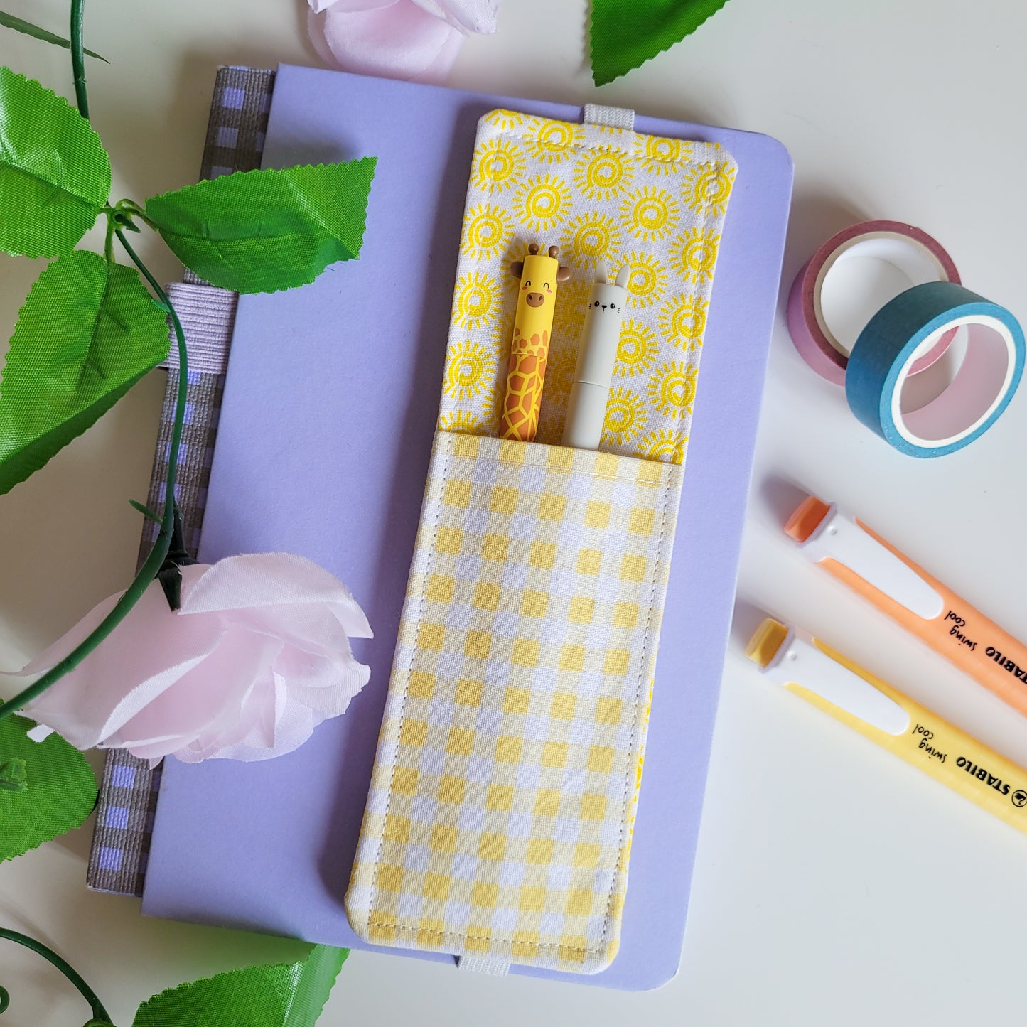 Checkered Fabric Pen Holder Elasticated Bookmark