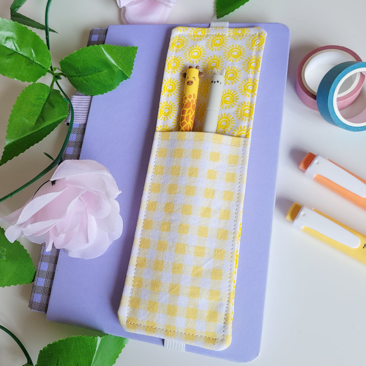 Checkered Fabric Pen Holder Elasticated Bookmark