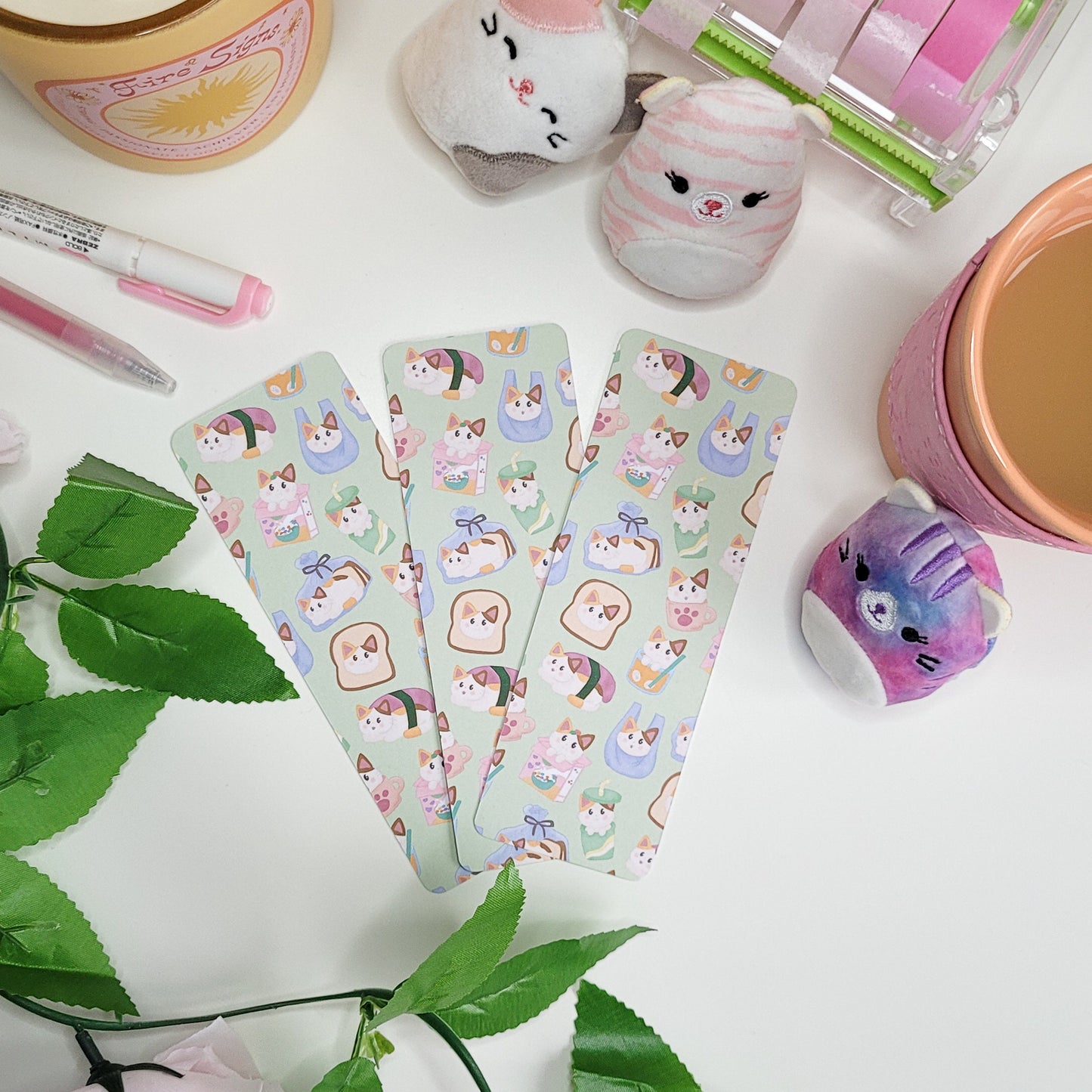 A cute bookmark featurong silly cats